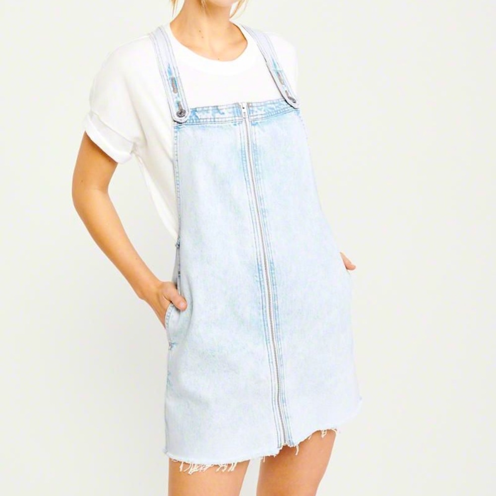 Abercrombie & Fitch Overall Zip Dress